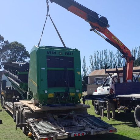 Trabajo de carga con hidrogrúa - Metalúrgica METALSER